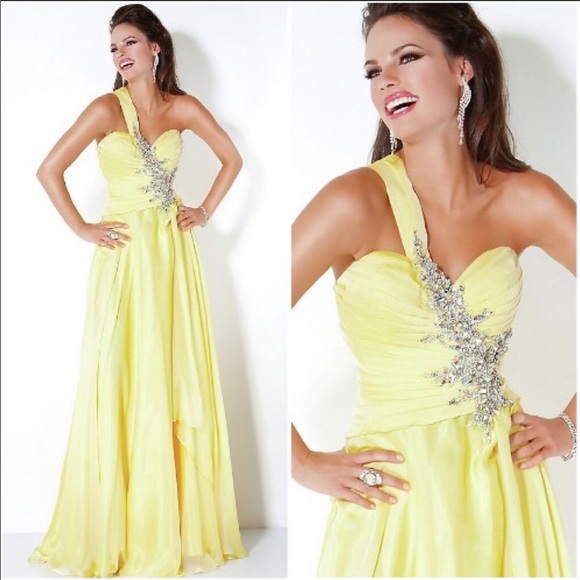 Jovani Dresses & Skirts - Jovani yellow formal prom gown jeweled EUC